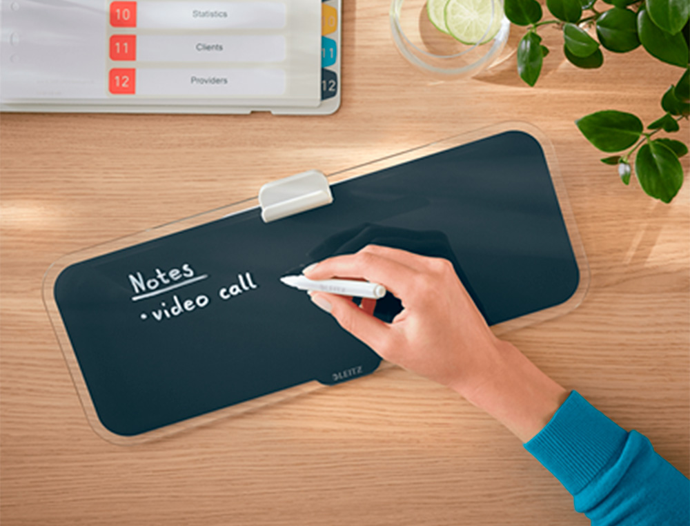 PIZARRA LEITZ COSY SOBREMESA CRISTAL CON ROTULADOR Y BORRADOR GRIS 150X60X380 MM